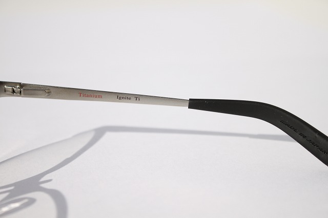 ZEAL(Zeque) 限定復刻 イグナイト Ti – メガネのクギミヤ