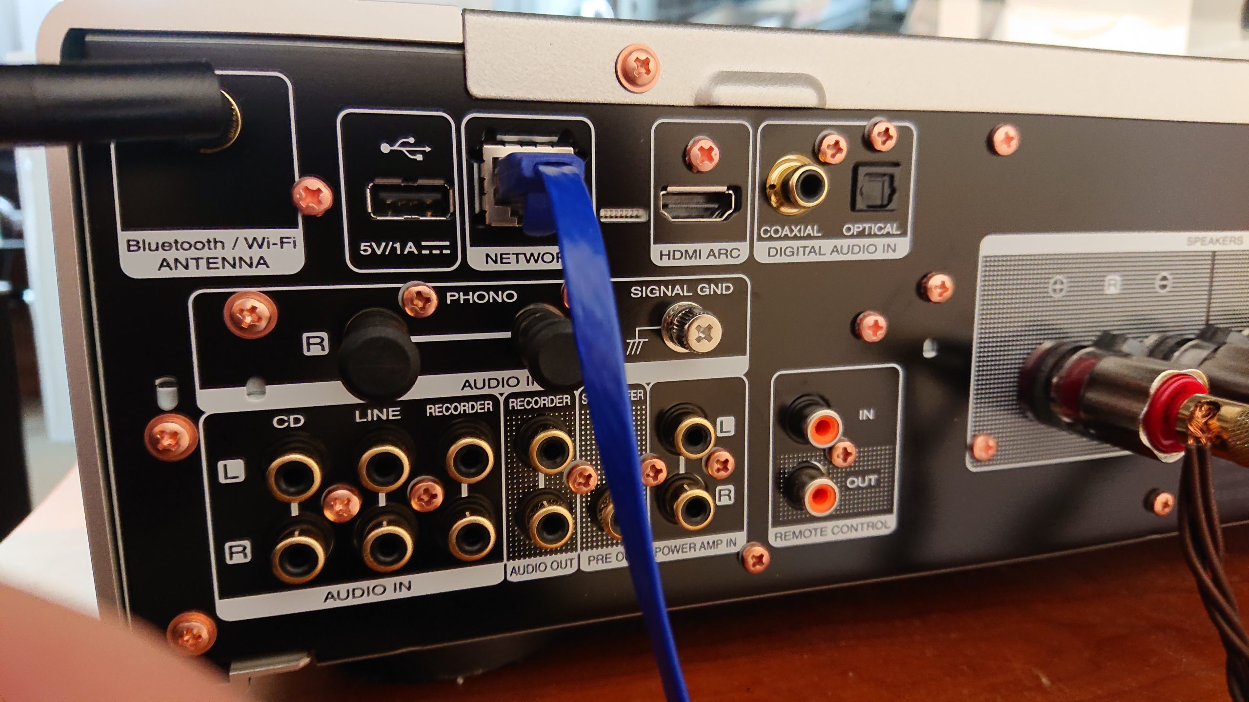 横浜店】Marantz MODEL40nの展示を開始しました！テレビに配信