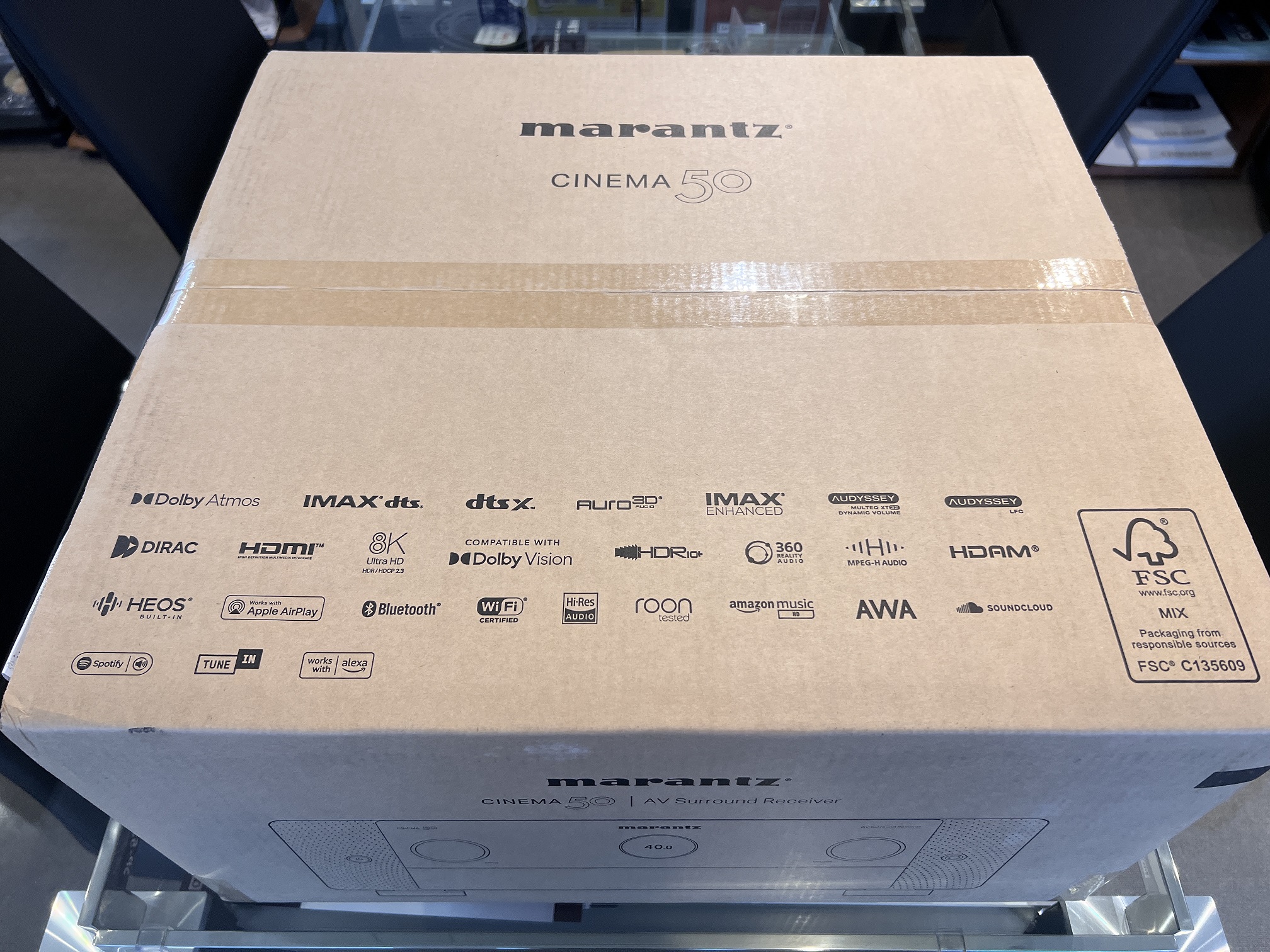 今月発売されたmarantz新型AVアンプを展示致しました。 □marantz