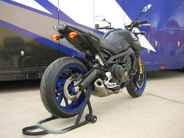 fz-09-fender-BIG__98373_grande