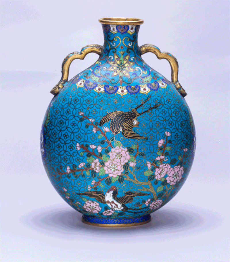 铜胎掐丝珐琅四季花鸟纹抱月瓶（局部）_观复博物馆