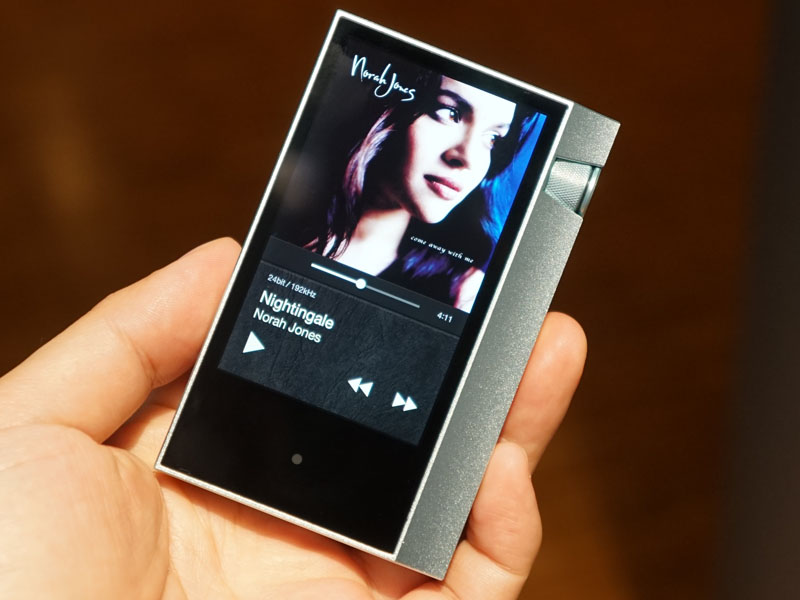 Astell&Kernの新プレーヤー「AK70」は69,980円で15日発売 - AV Watch