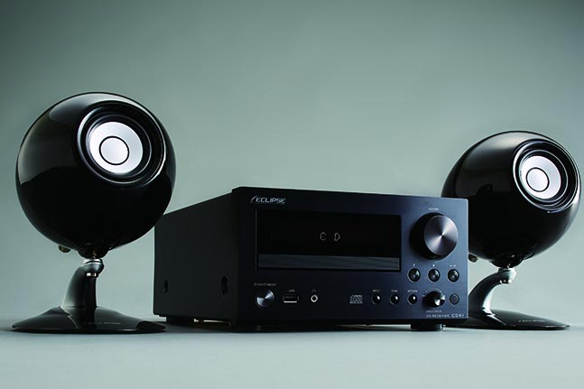 富士通テン、ECLIPSEのタマゴ型スピーカーを気軽に楽しむCDレシーバと
