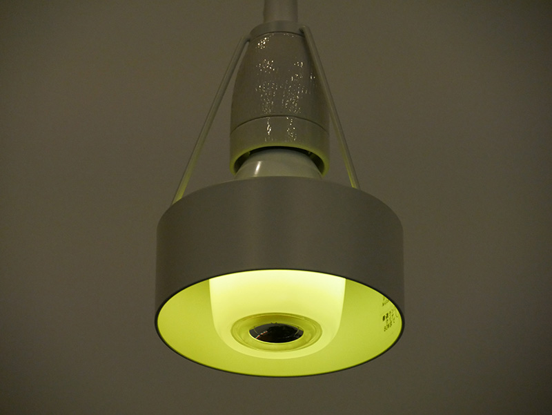 ソニー、カラー点灯や2台連携も可能な新LED電球Bluetoothスピーカー