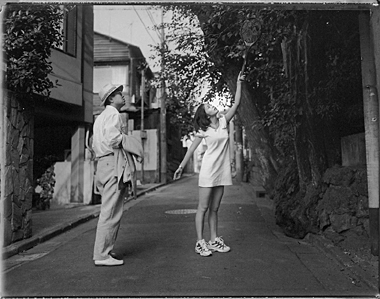 Polaroid その1 665フィルム P195カメラ: THE EYE FORGET