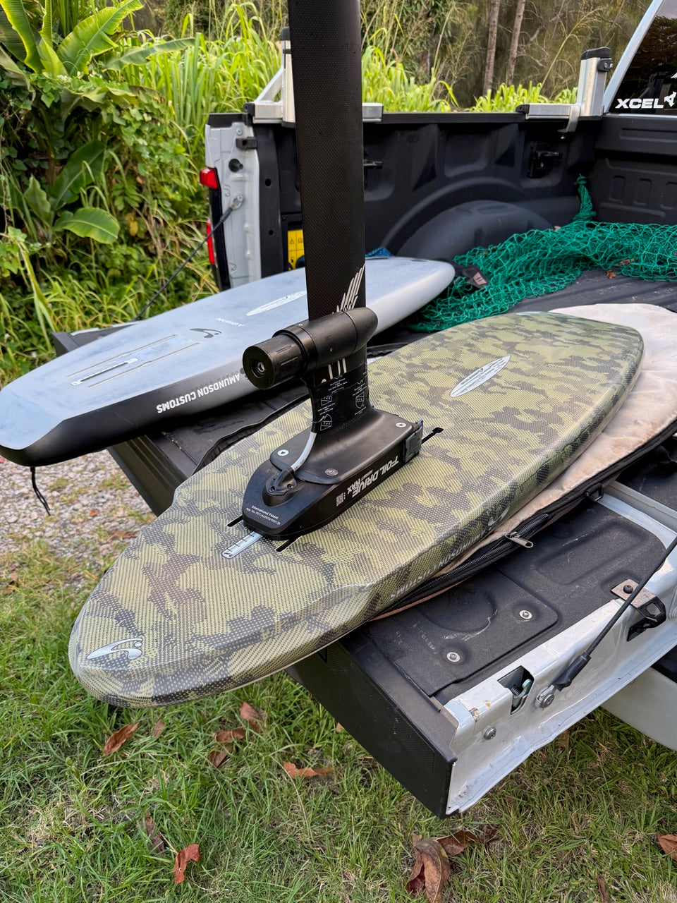 Amundson Customs Foil Drive Lightning Bolt Pro Foil Board - Custom