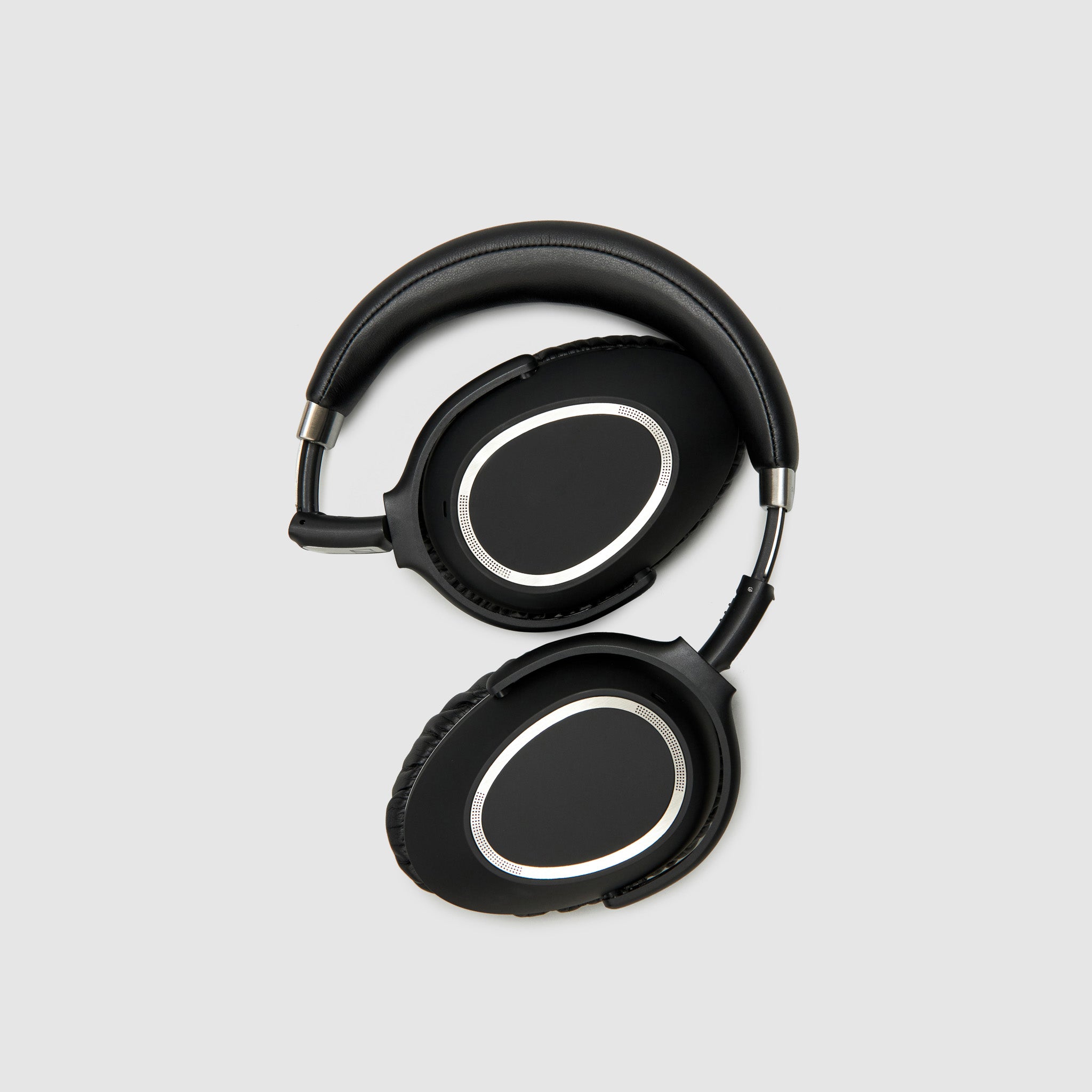Sennheiser PXC 550 – ANSON CALDER
