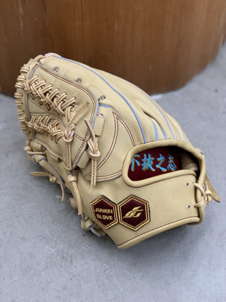 オールラウンド】硬式グラブ左投げ用にはジュンケイグラブ113型が