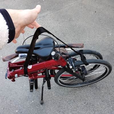 Tern Link A7 を折りたたんで輪行袋に入れる 2023-04