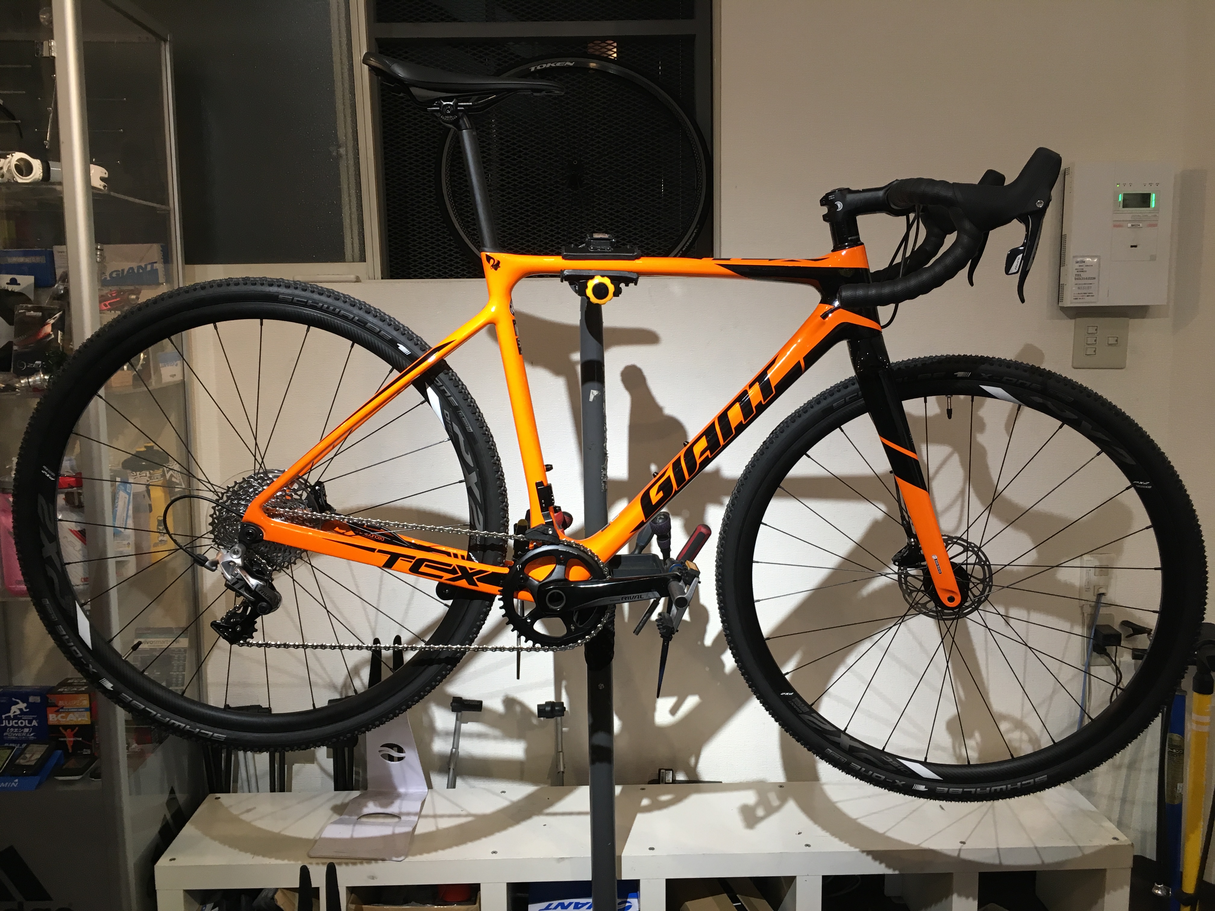 初めて乗るロードバイクに、GIANT CONTEND 1 | 横浜・新宿・湘南の