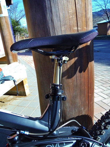 FOX DOSSシートポストと、マルゾッキのドロッパーポスト登場 | 山人