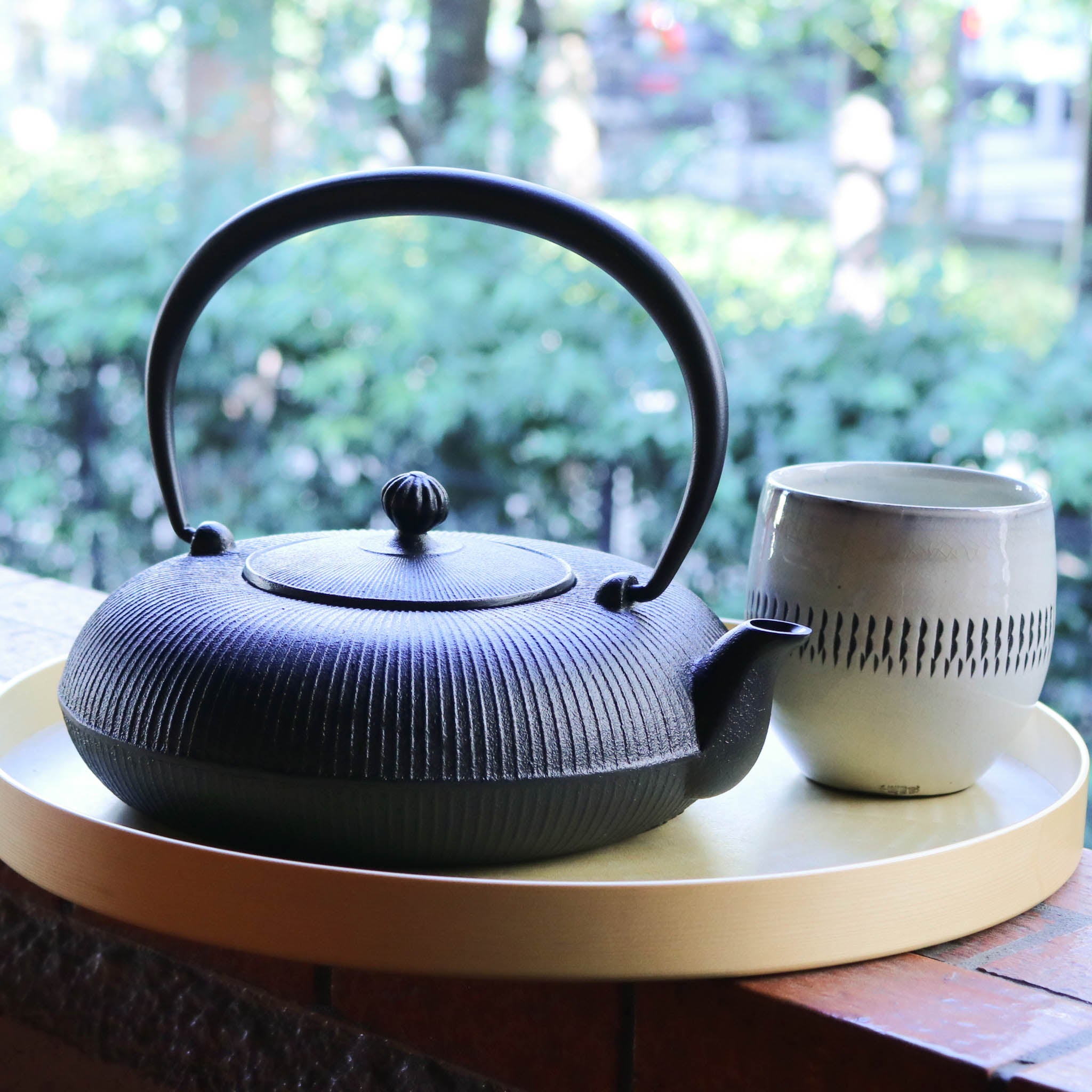 南部鉄器 鉄瓶 急須 | 立目 0.8L | 黒 | 及富