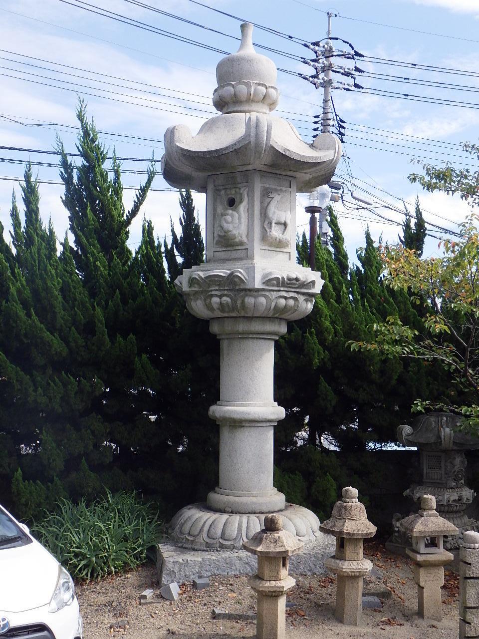 春日灯籠岡崎型