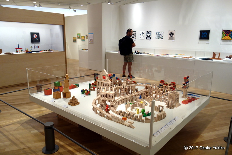 アトリエ・ニキティキのコレクション・ヨーロッパの木の玩具展