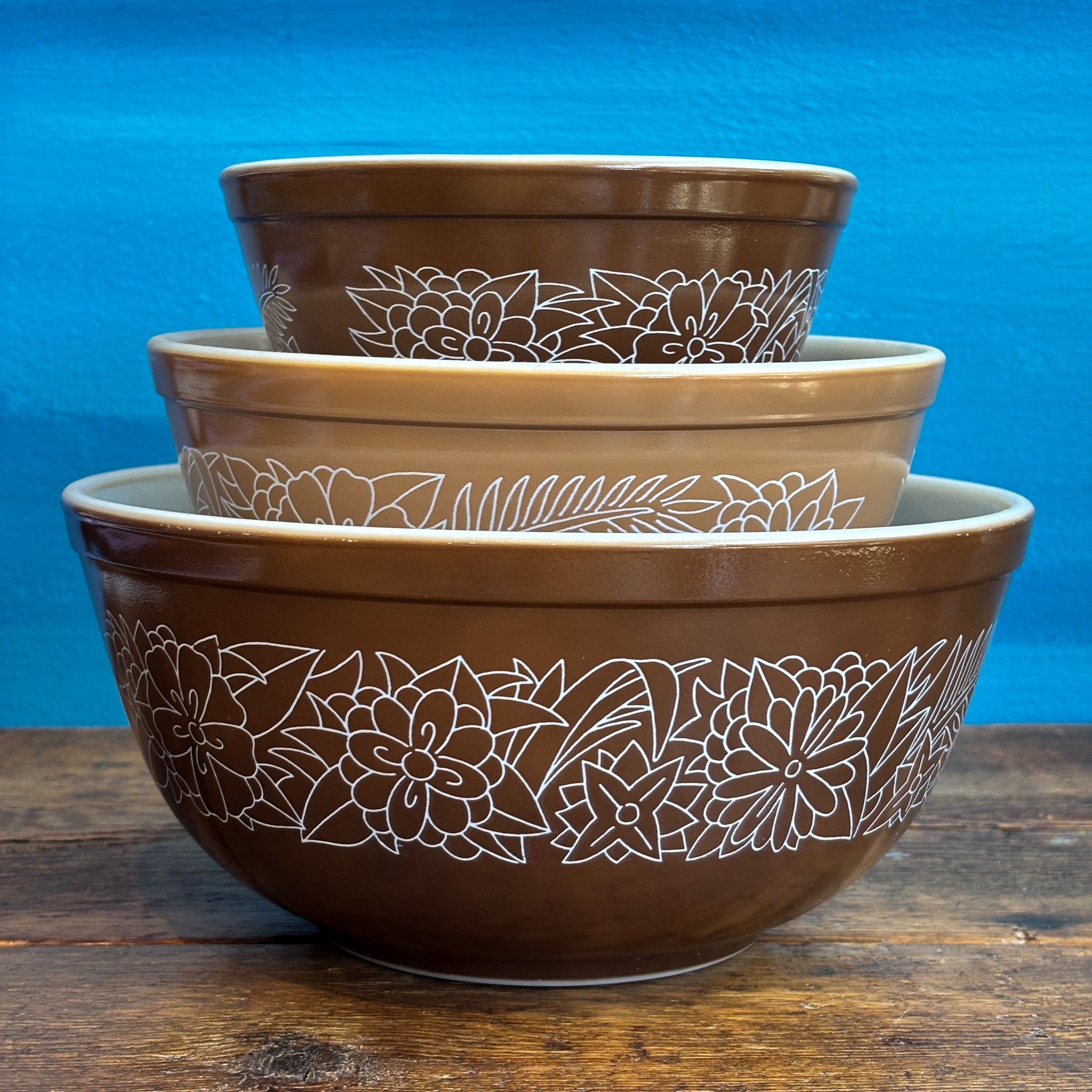 Vintage Pyrex 1970s Woodland Mixing Bowls Set – Little Hippie