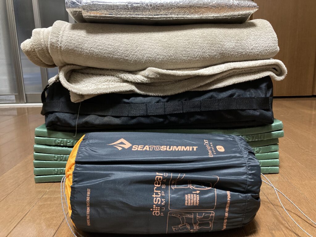 おすすめ】冬のソロキャンプ用エアーマット「シートゥサミットイーサー