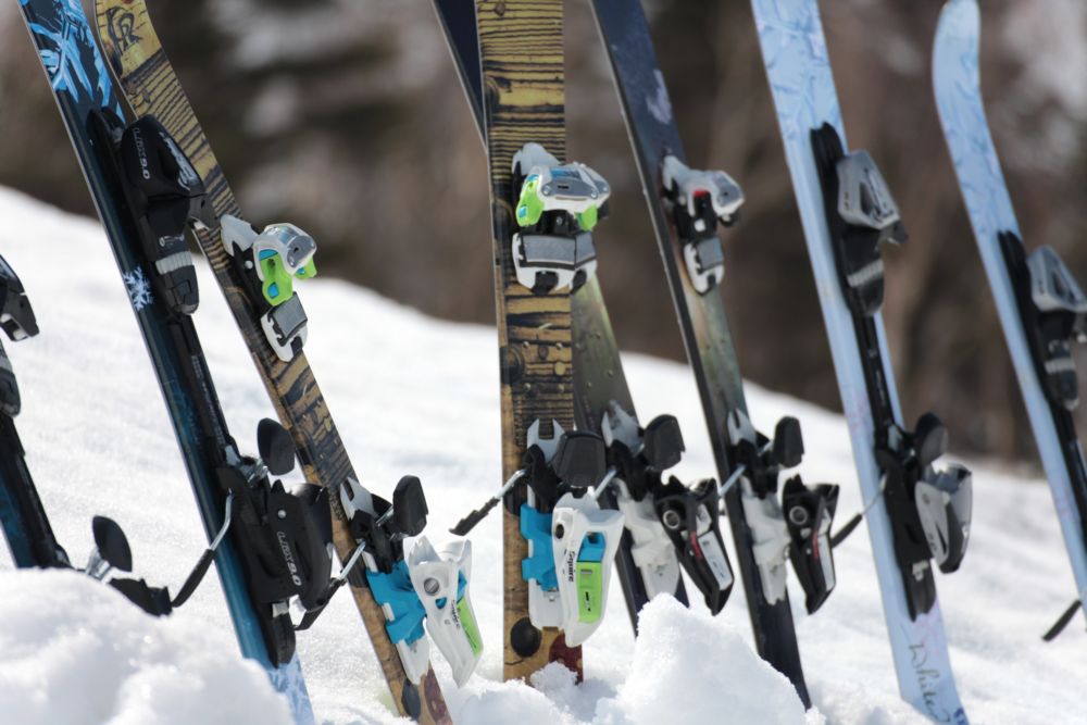 ご案内 | スキーボード専門ブランド「GR ski life」