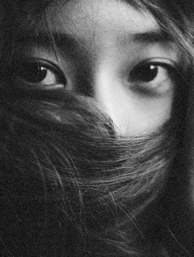 Pre-Order Krystal's 'I Don't Wanna Love You' Photobook! – f(♥)