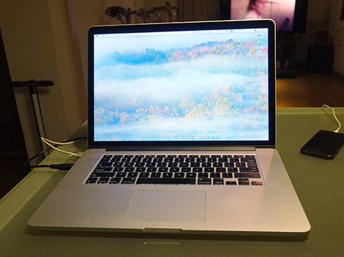MacBookProの液晶画面が割れた。 | blog di moriy