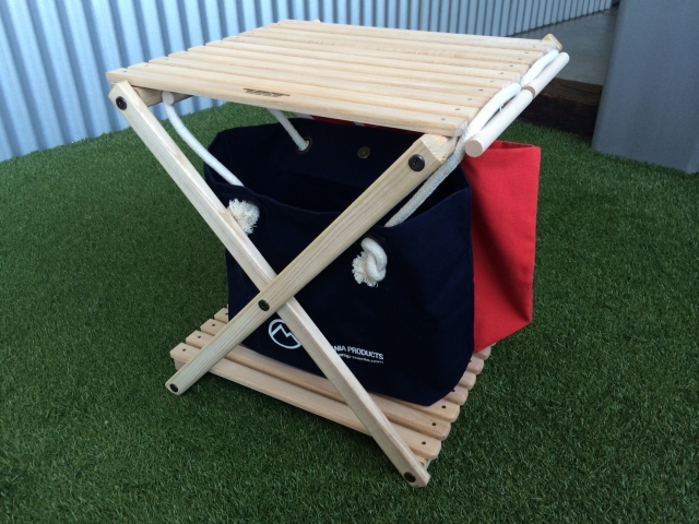 kermit chairにぴったりサイズのテーブルが登場 “CAMP-MANIA COMPACT