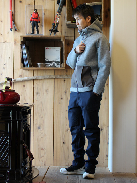 今年のBURTON THIRTEENは、メチャクチャ格好良いです。 – moderate