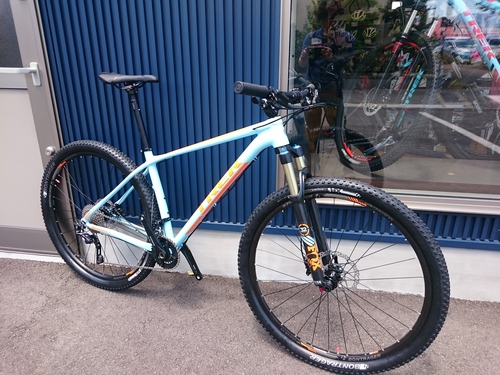 軽量 ハードテイルMTB SUPERFLY7 | サクラバイクストア「ロードバイク