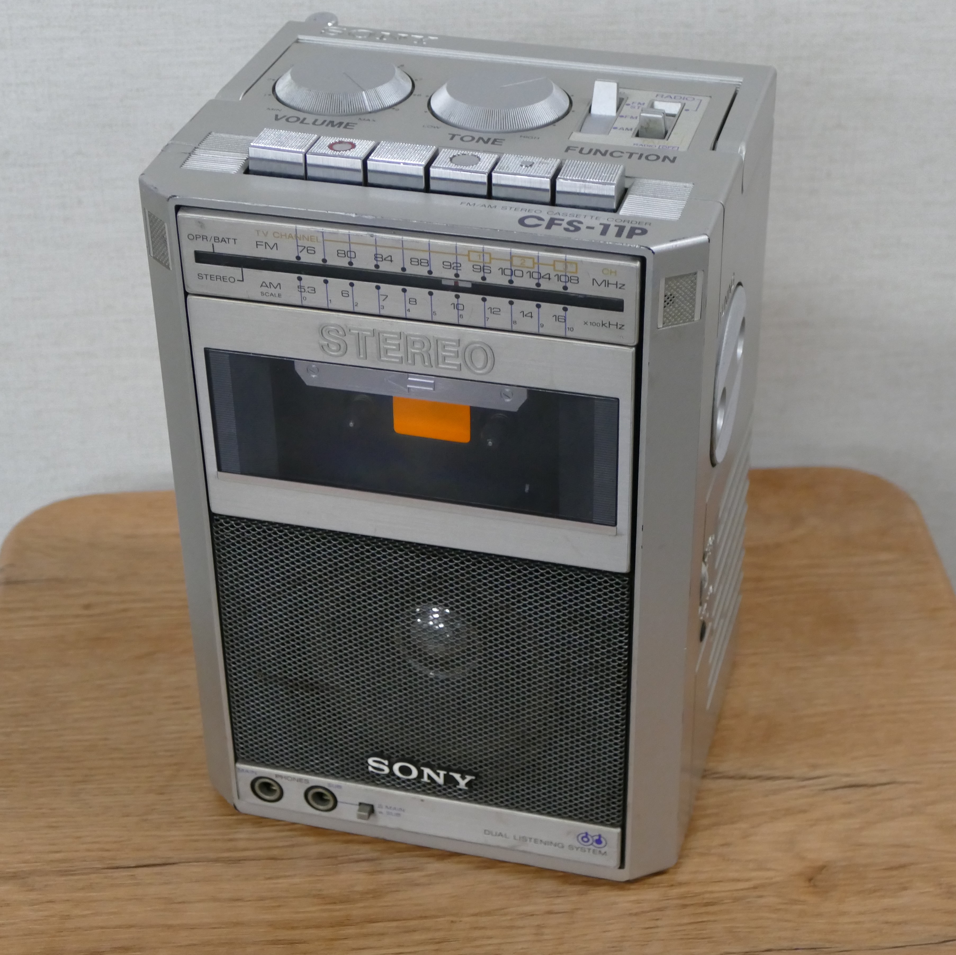 POPでイケてる！ブーム再来！ラジカセのデザインや性能、歴史を