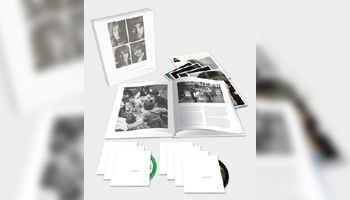 CDJapan : [Unboxing Video Added!] The Beatles (The White Album