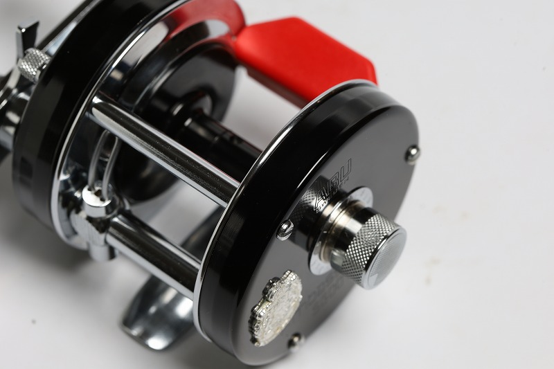 アブガルシア アンバサダー 5600C 赤ベロ 770600（02）未使用並み 注意