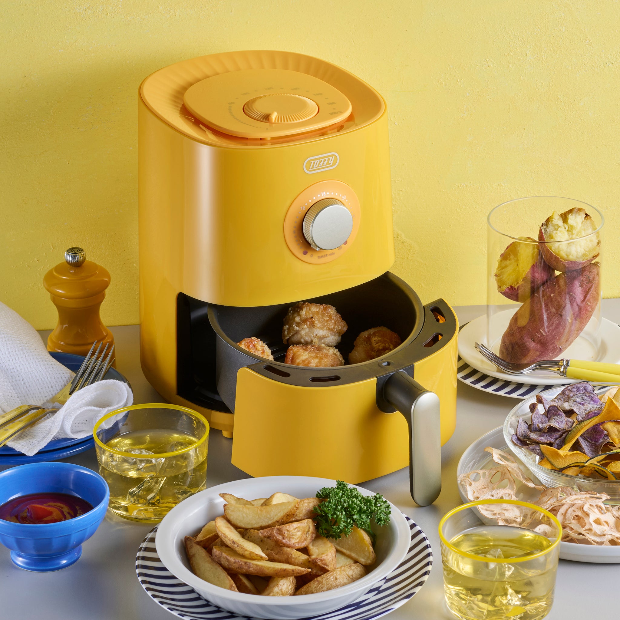 新品不使用Tupperware エアフライヤー 3L 1200W 2026年最新】エア