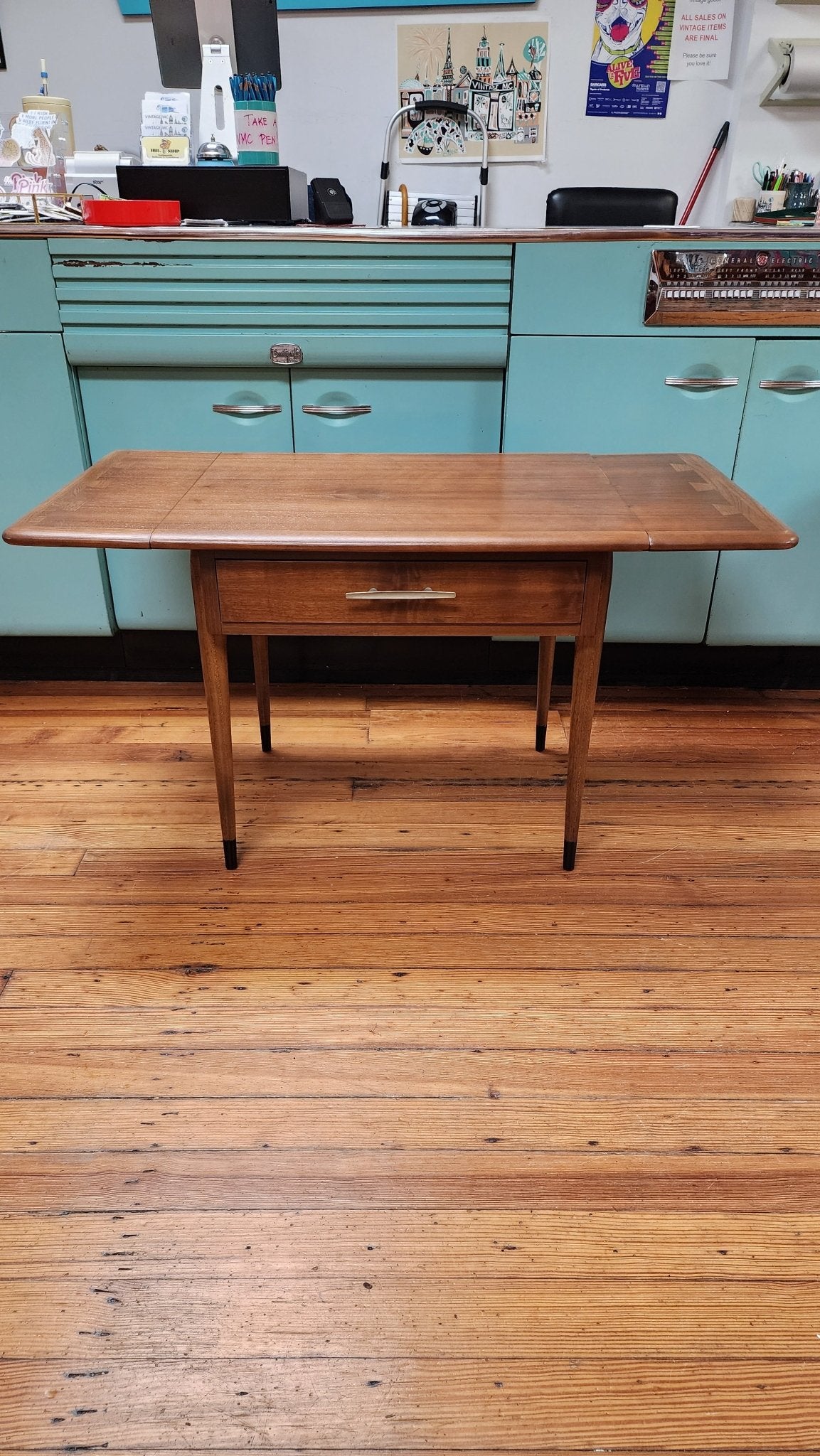 Lane Acclaim Drop Leaf Side Table – Vintage MC