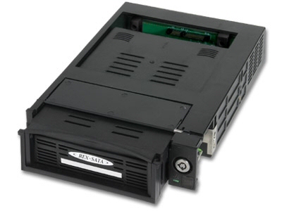 ラトック、SATAリムーバブルHDDケースのホットプラグ対応を発表