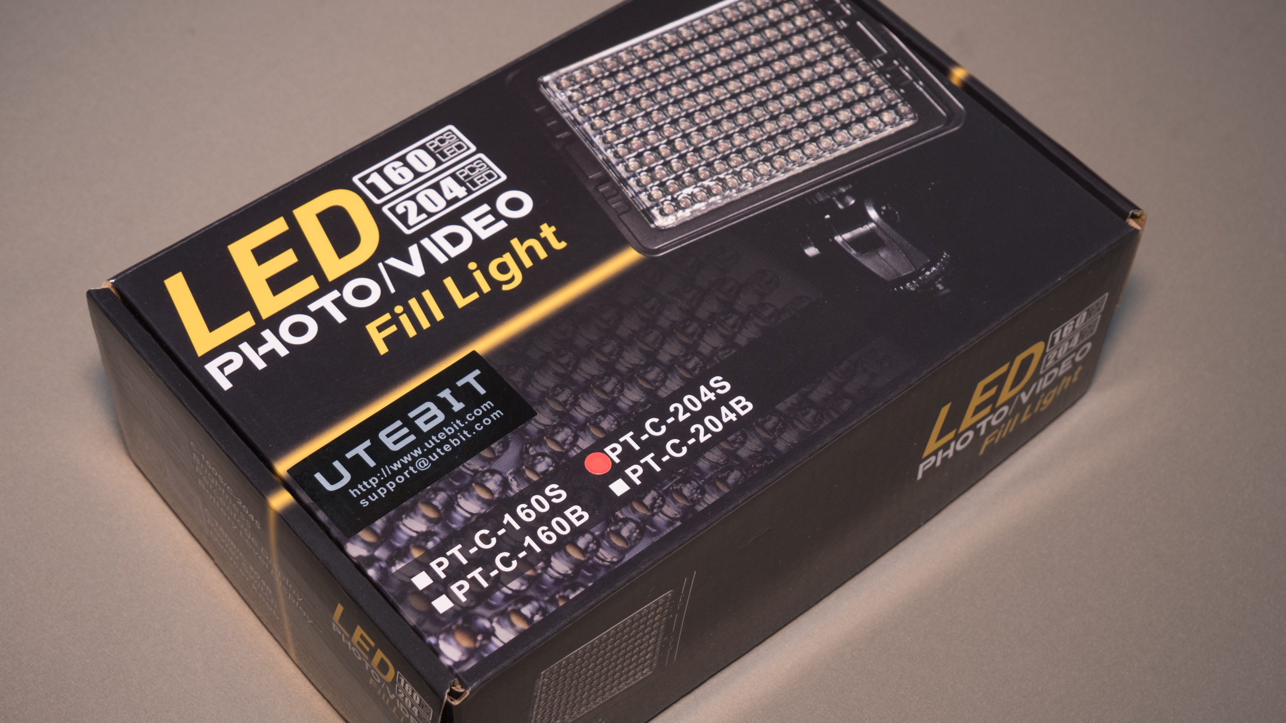 格安LEDライト UTEBIT PT-C-204S 購入レポート