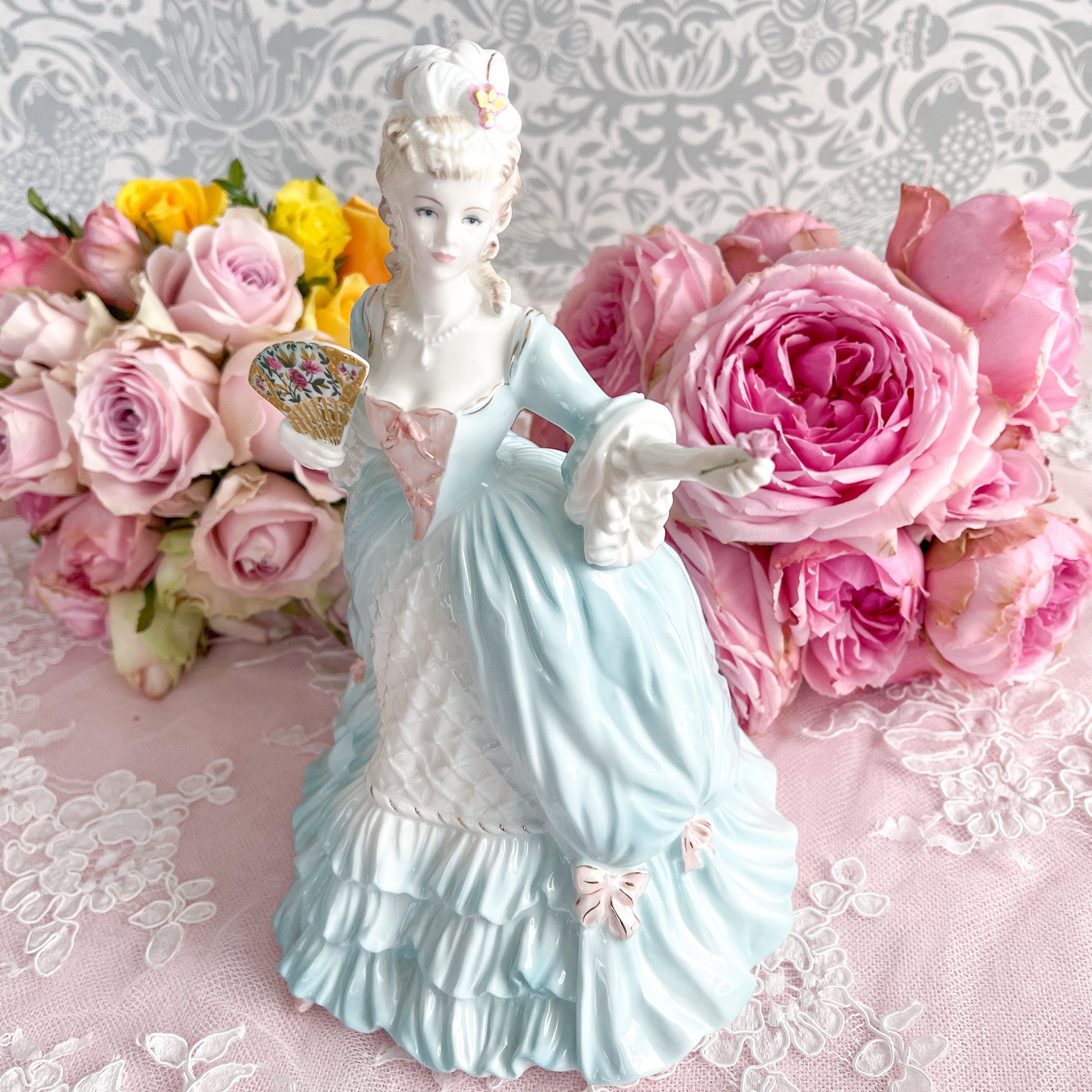 フィギュリン – Rose Antiques