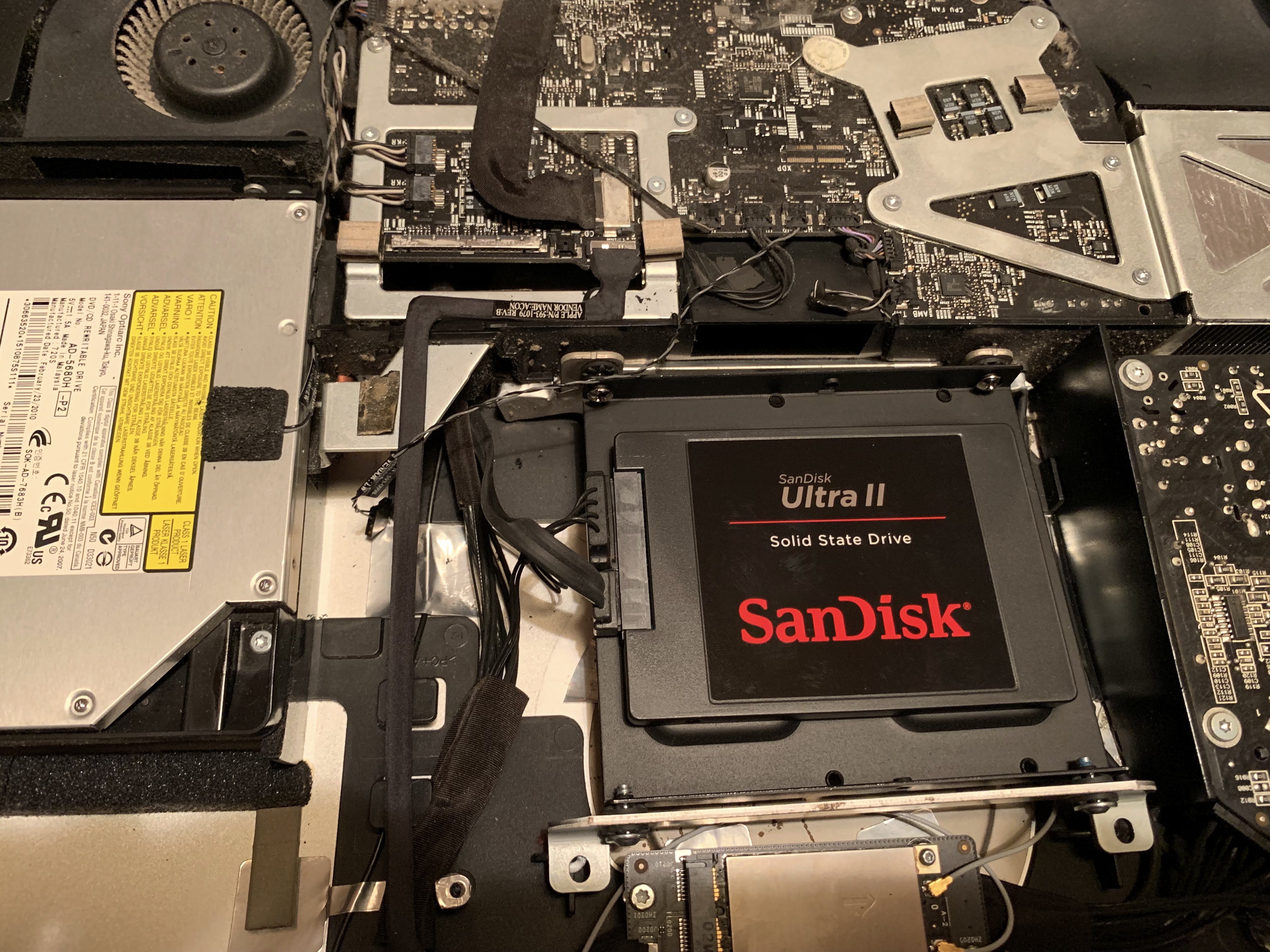 iMac (21.5-inch, Late 2009)の大改造。: In My Life