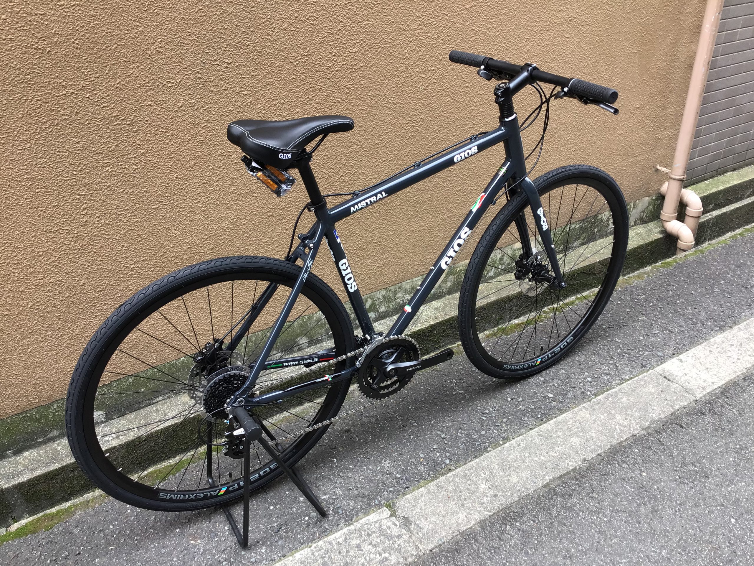 現品限り 特価 GIOS MISTRAL 油圧DISC ALEX 520mm 700c グレー