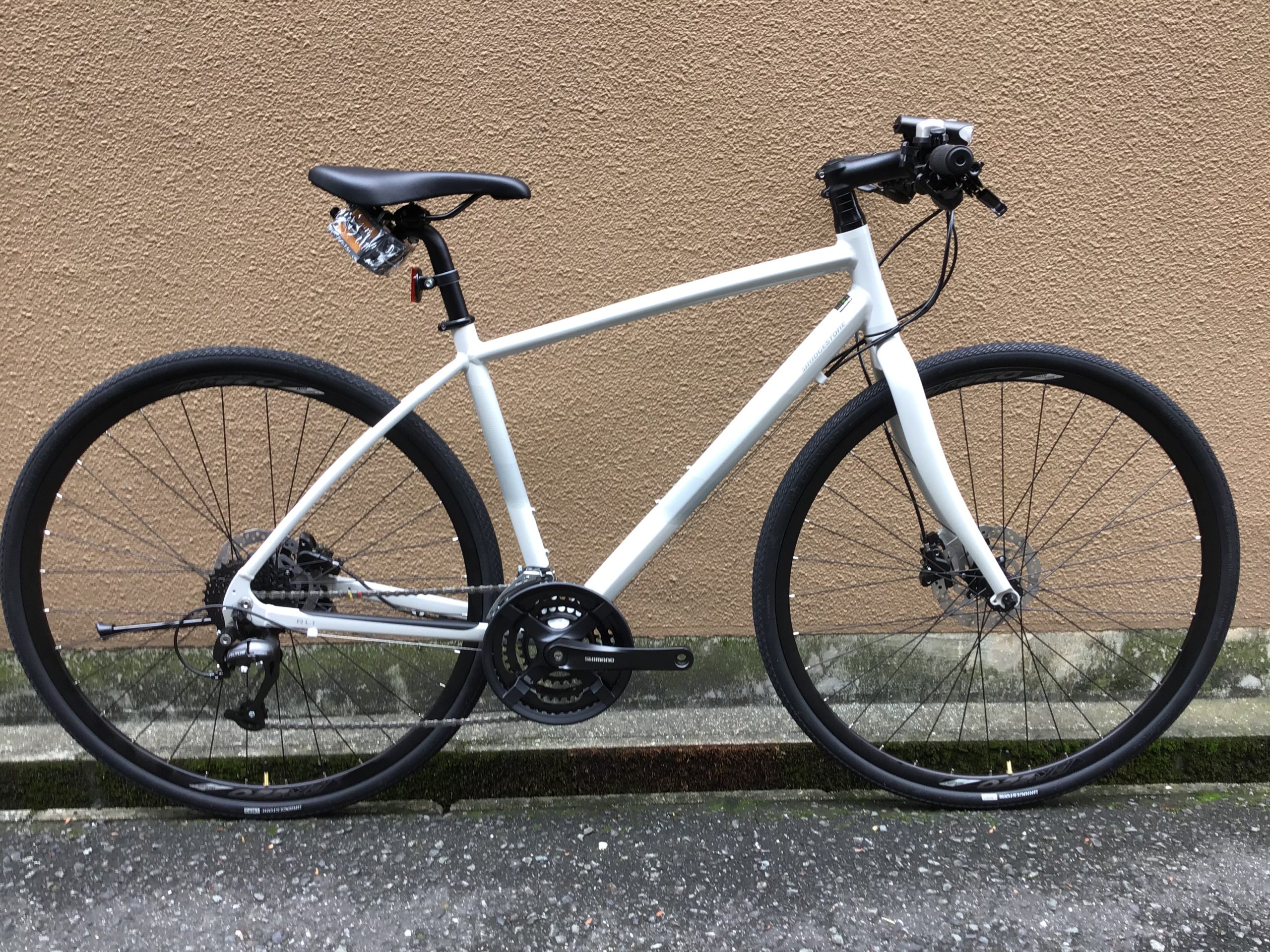 ANCHOR RL1 ALTUS MODEL油圧式 470mm ホワイト | トモダサイクル 大阪