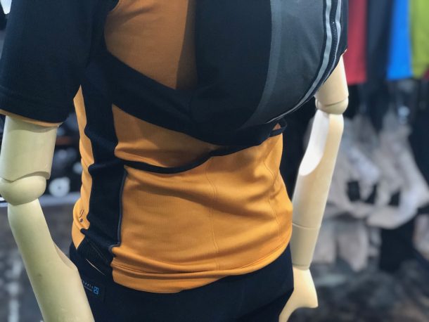 ASSOS人気のスパイダーバッグが、バージョンアップして登場です