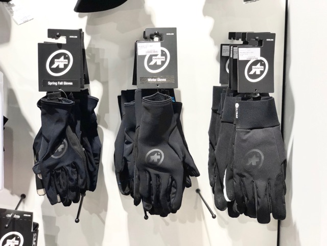 今年は一味違います。冬の自転車グローブ選び【ASSOS（アソス）編