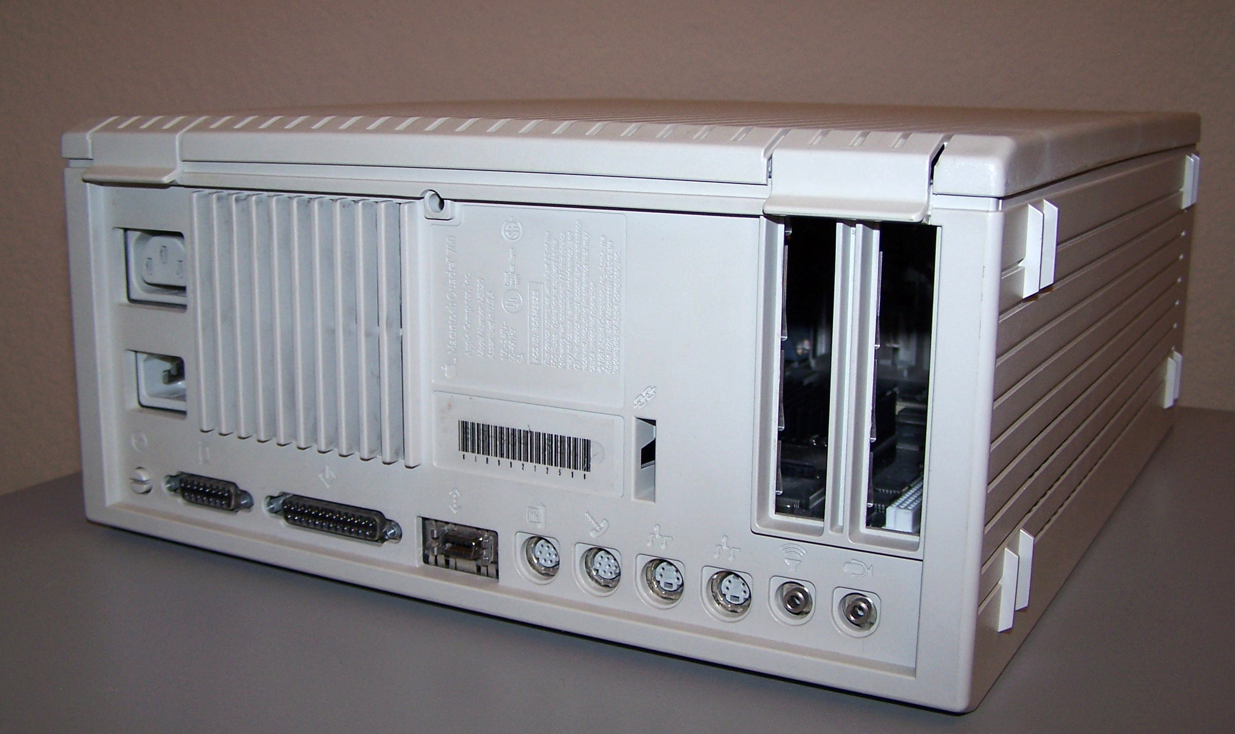 Apple Quadra 700