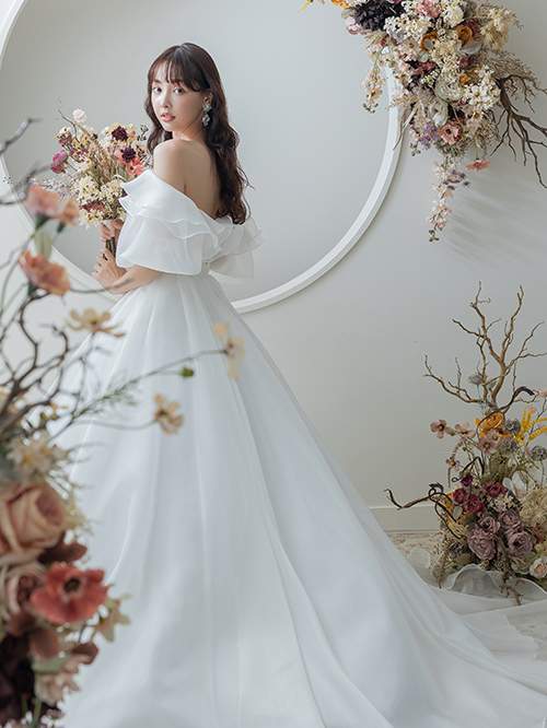 ウェディングドレスを買って後悔しない｜10万円台〜20万円台中心の