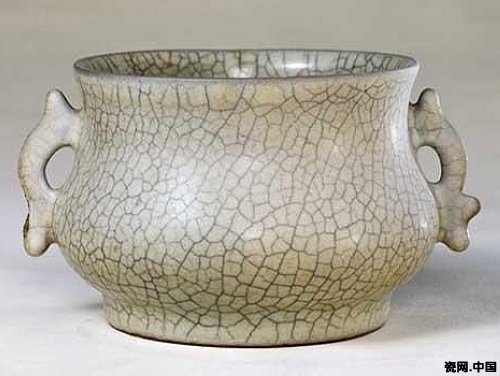 宋代哥窑瓷器珍品——金丝铁线