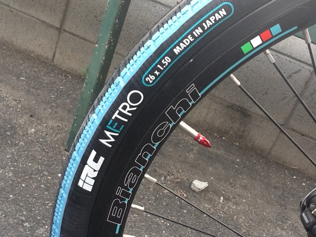 Bianchi attivo のタイヤ交換！！ | Climb cycle sports