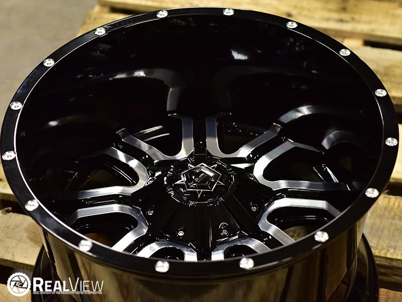 RealView of TIS Offroad 538 Gloss Black Machined - 20x12 -44