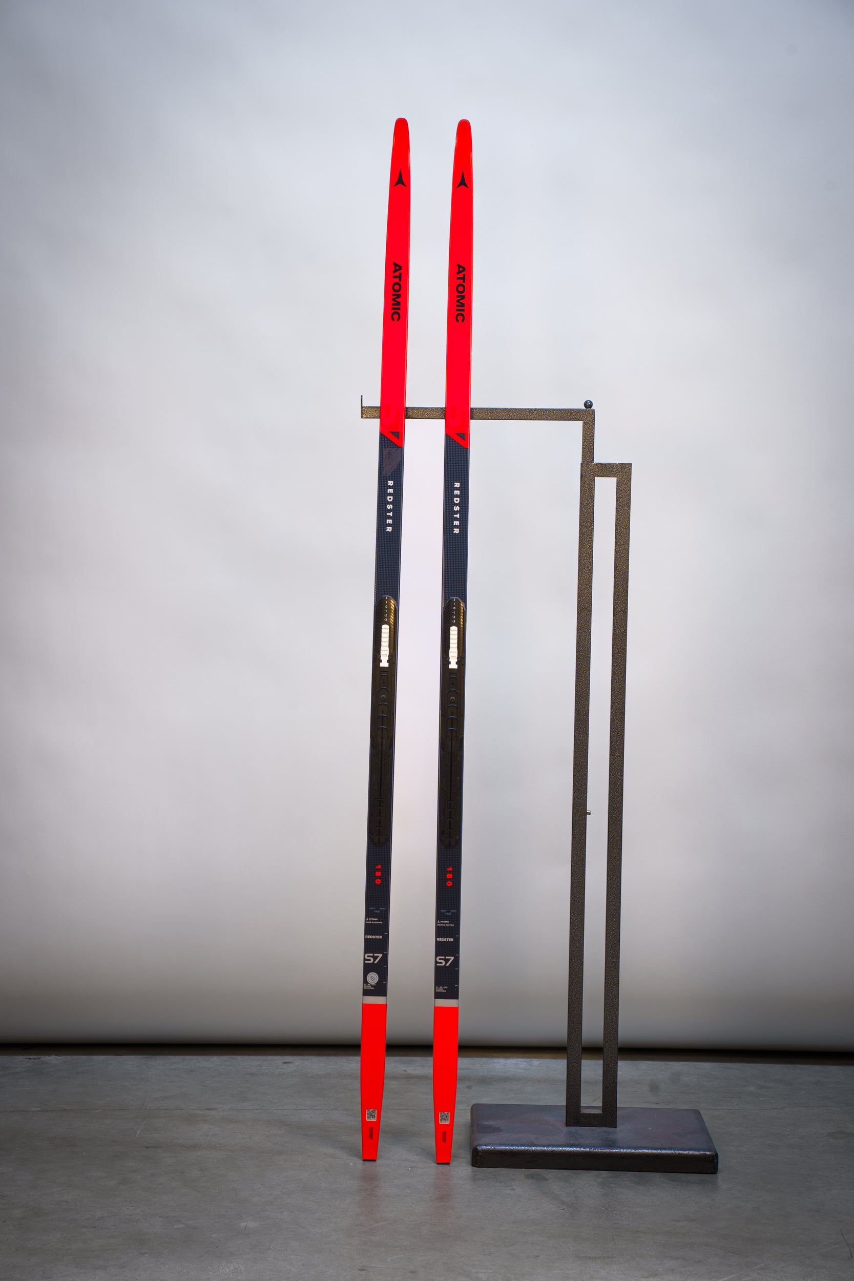 Atomic Redster S7 Skate Ski with Prolink Shift Skate Binding