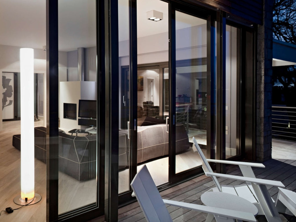 Stylos | スタイロス by Achille Castiglioni | Flos | Generate Design