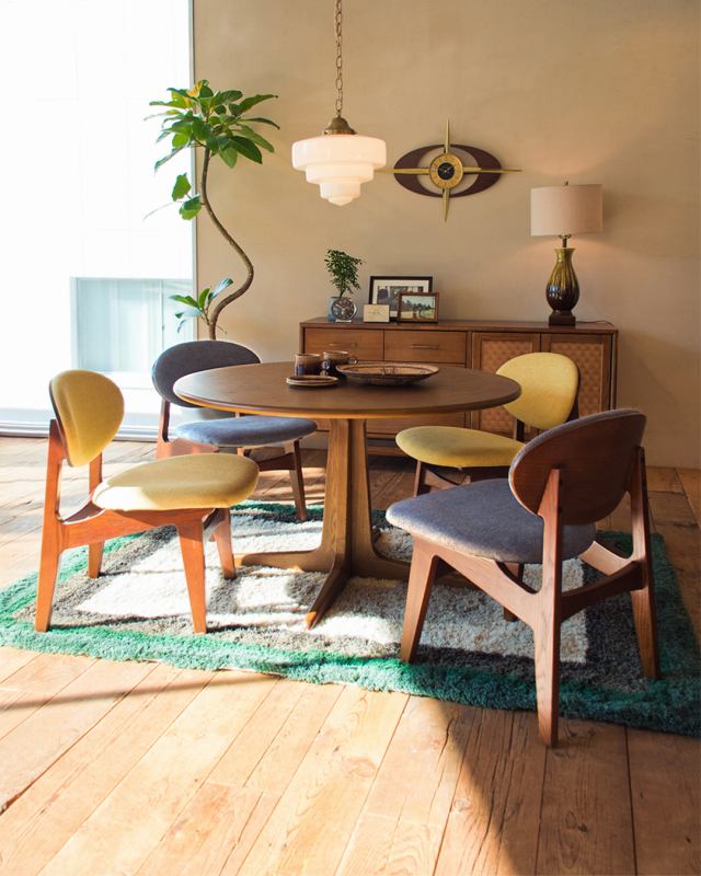 ベイクルーズ ACME Furniture（アクメファニチャー）よりTRESTLESS