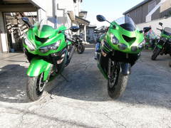 Kawasaki正規取扱店 宇都宮メグロ:::: NinjaZX-14RとZZR1400