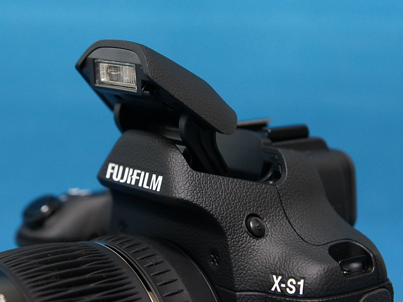 富士フイルム FUJIFILM X-S1の徹底レビュー 高級コンパクト /monox