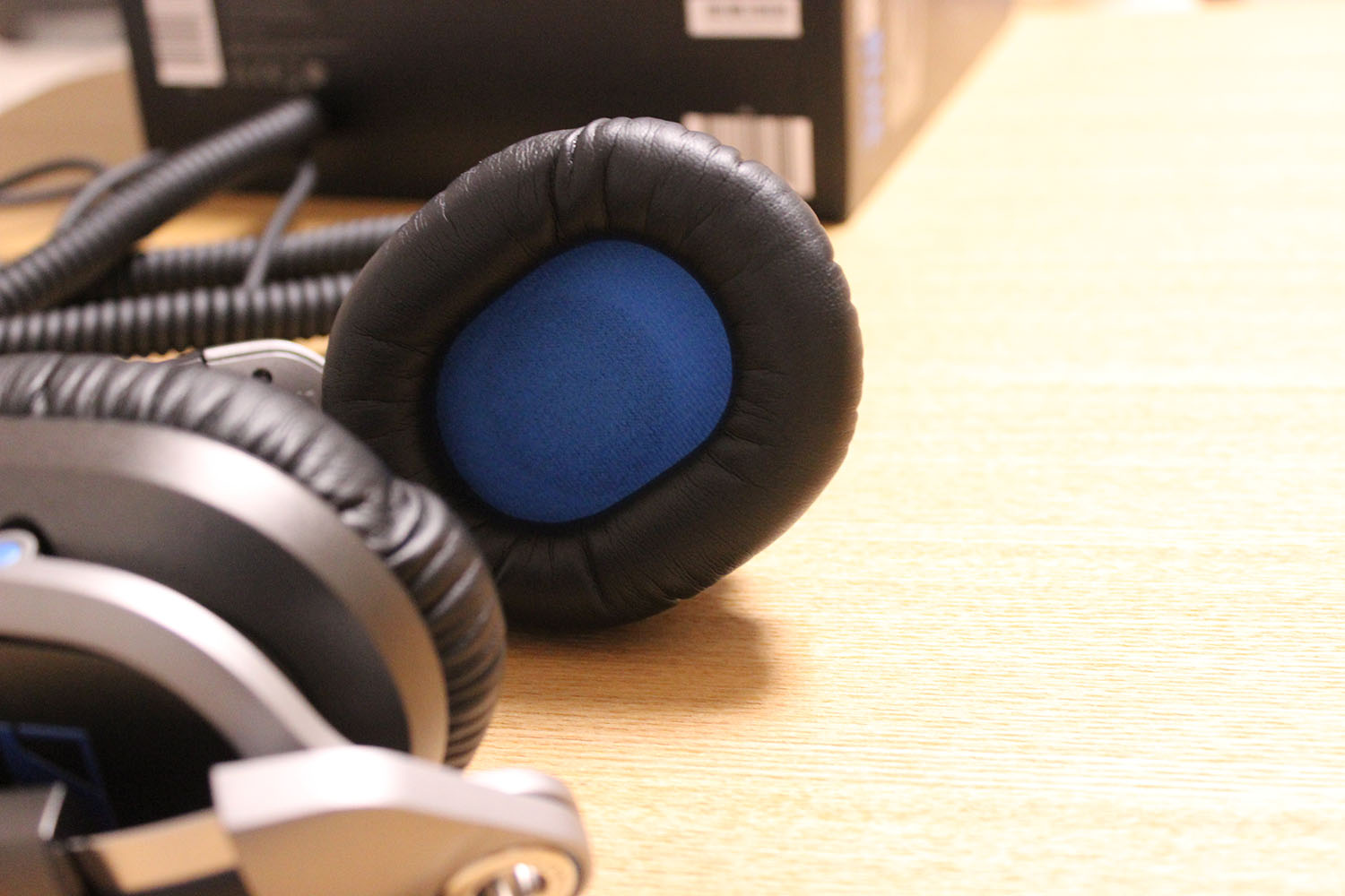 不遇のヘッドフォン? HD 25 IIを超える傑作? Sennheiser HD8 DJ